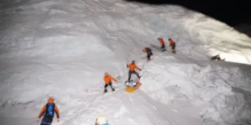 Mount Everest bodies left on Everest