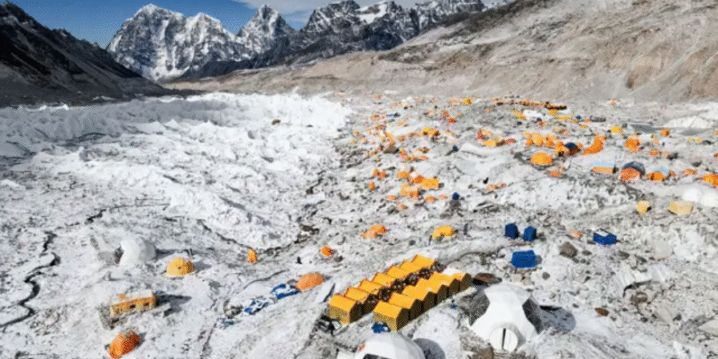 view from mt everest peak